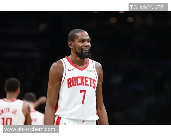 勇士迎战鹈鹕杜兰特强势复出助力球队争胜 勇士迎战鹈鹕杜兰特强势复出助力球队争胜